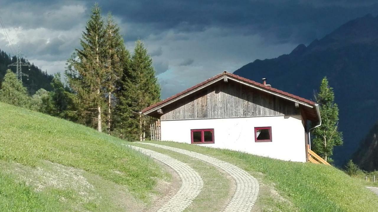 Ferienhaus Am Wallnerhof Flattach Exterior foto